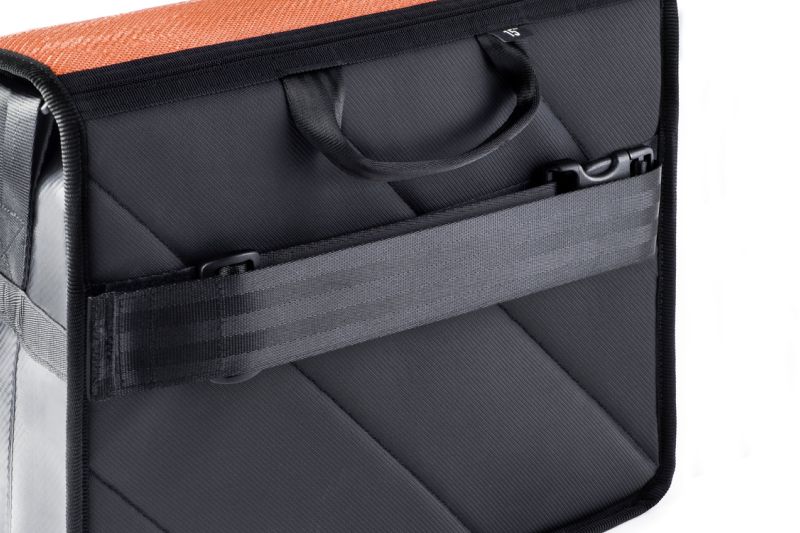 Padded back Padded back