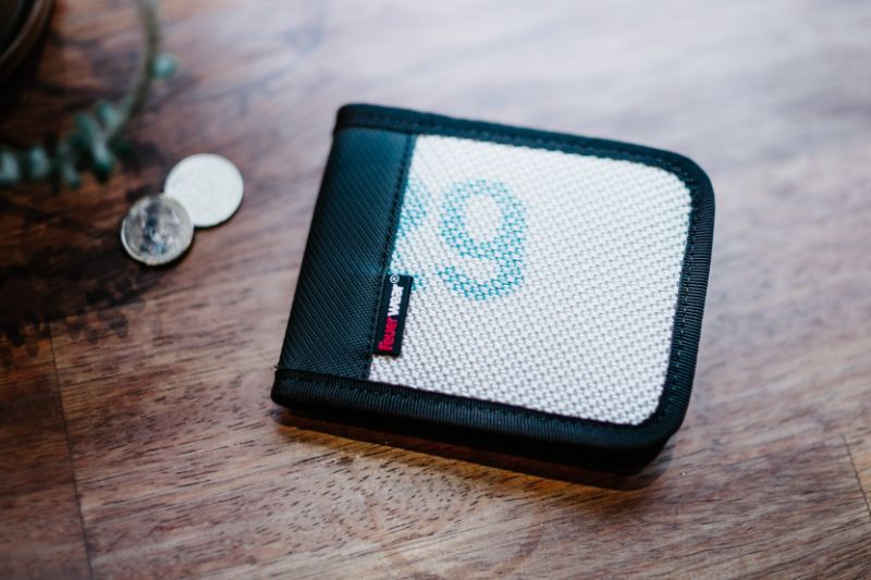 Wallet Frank in white Wallet Frank in white