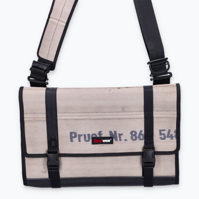 Messenger Bag Gordon 18L - x8201523