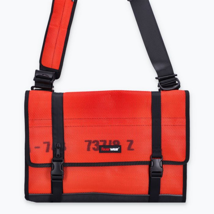 Messenger Bag Gordon 18L - x8301805